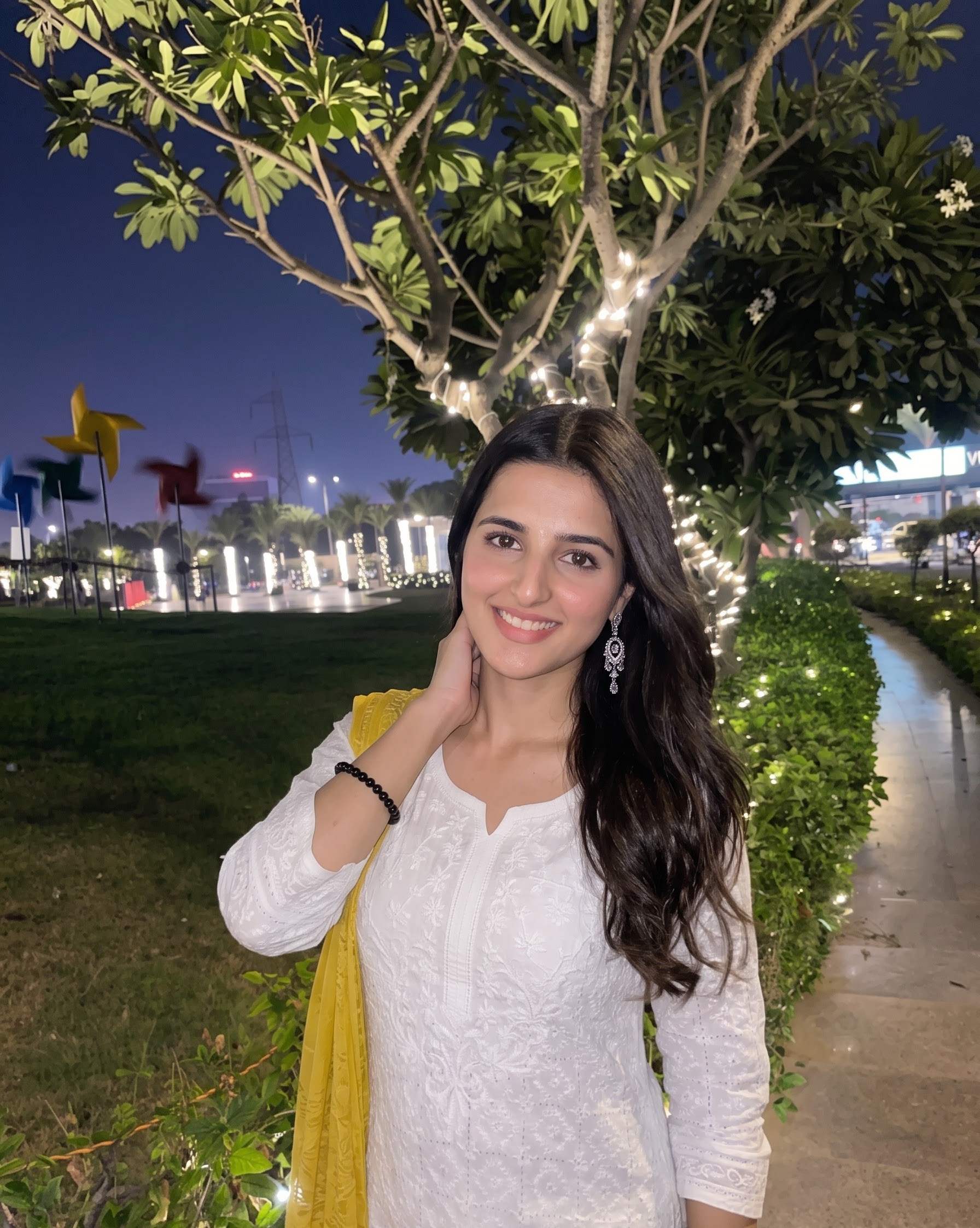 Rosy mehta, Kriti Premium Independent VIP Call Girls in Lucknow