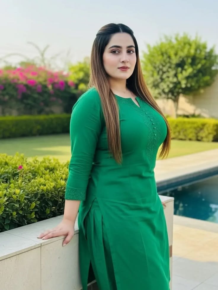 Fatima Charming Young Professional Based in Agra