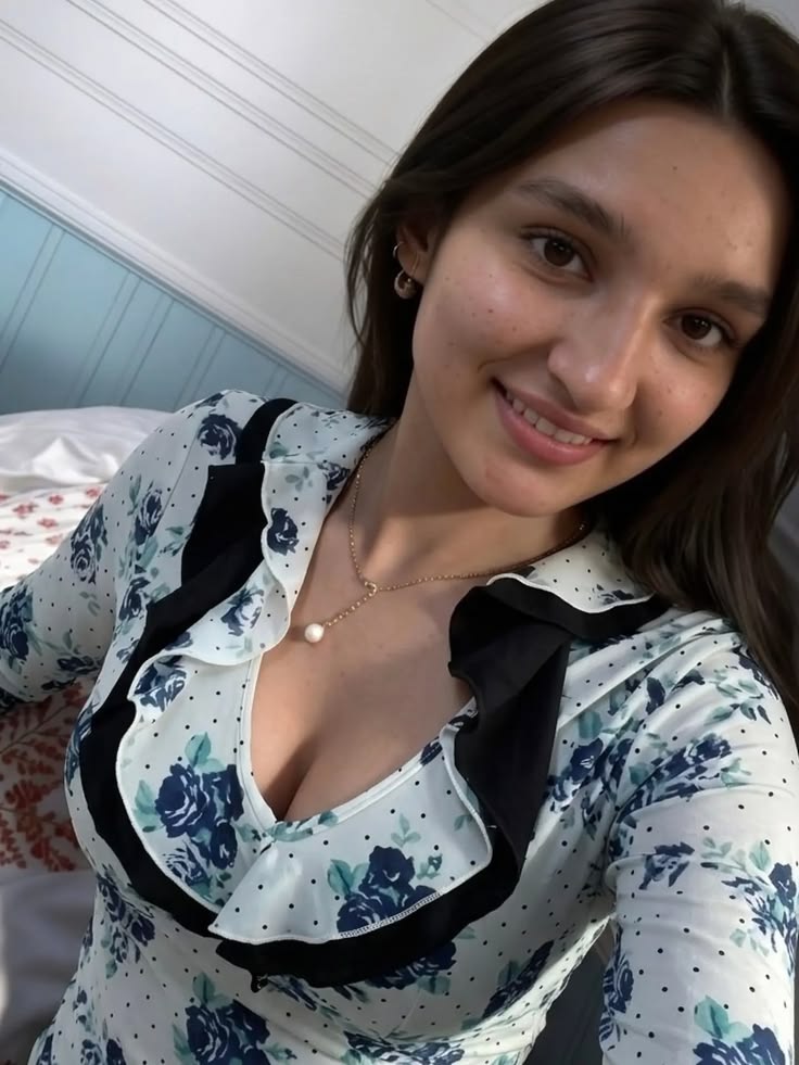 Sufia Luxury High-Profile Call Girls in Lucknow, available at Rosy Mehta website