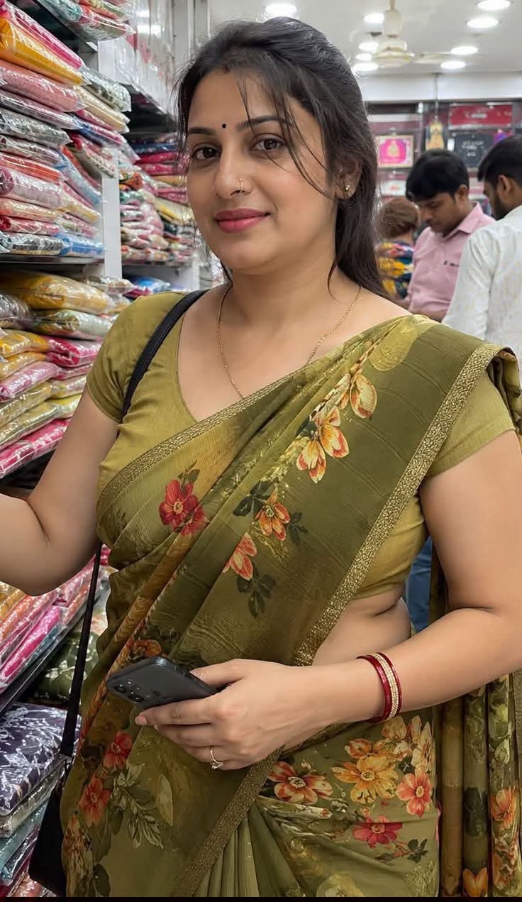 Pihu, High Profile Independent VIP Call Girls in Ahmedabad