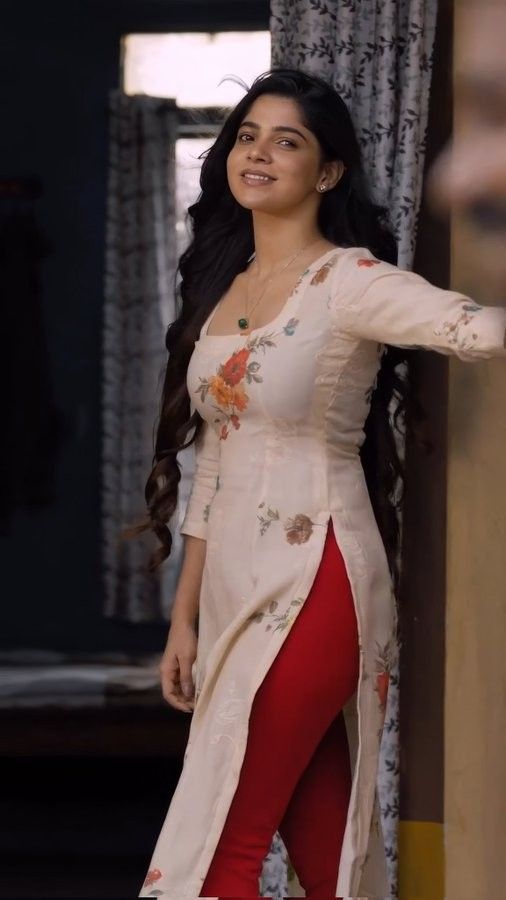 Meet Priya with Rosy Mehta Services in Ahmedabad, providing premium, confidential, and elegant companionship