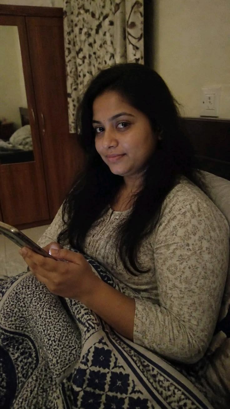 Diya Elegant VIP Escort Profile in Gachibowli