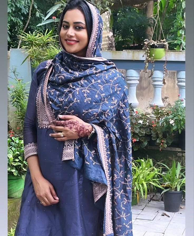 Myra – Premium Independent Profile in Gachibowli, Hyderabad