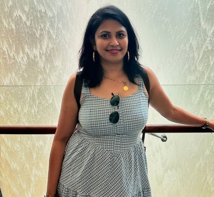 Aadhya 32 yrs