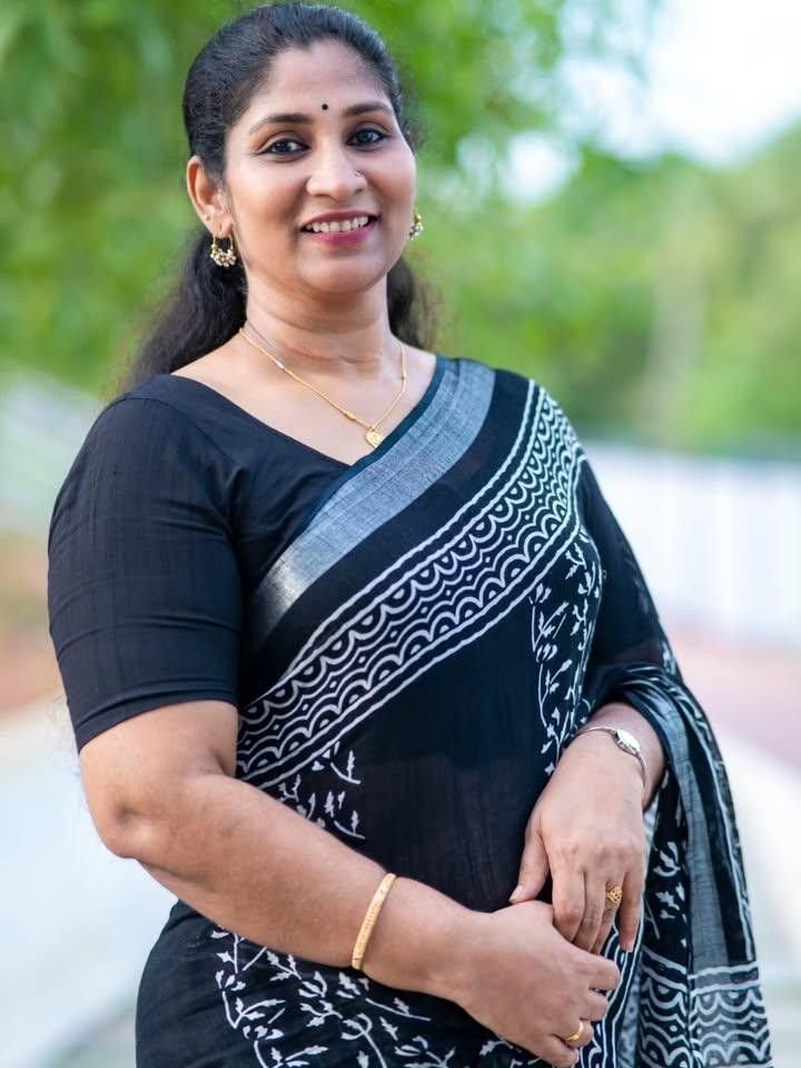 Saanvi Stylish House-Wife Adult Professional in Gachibowli