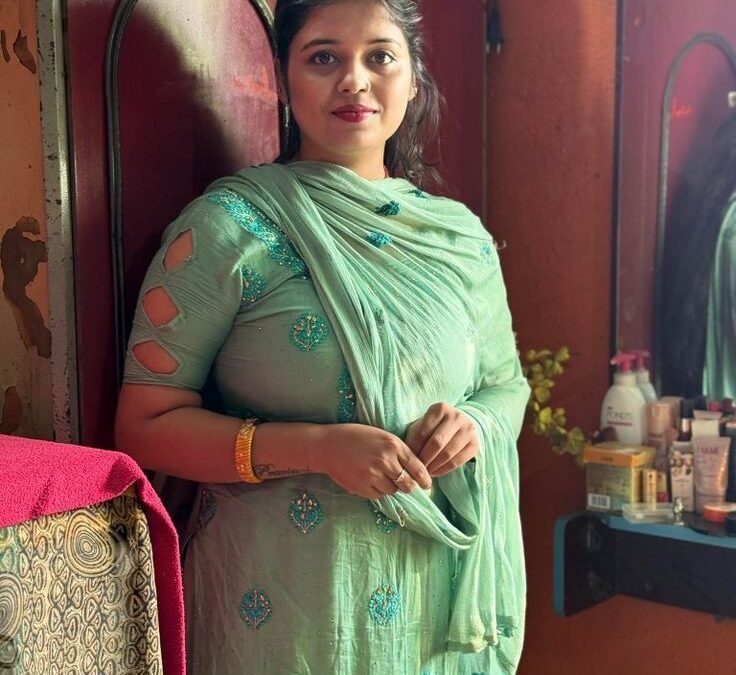 Ananya 33 yrs